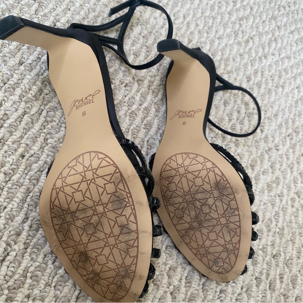 Jewel Badgley Mischka Black Strappy Sandal Size 8 - Picture 3 of 9